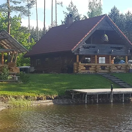 Oksa Puhkemaja Guest House Voru Exterior photo